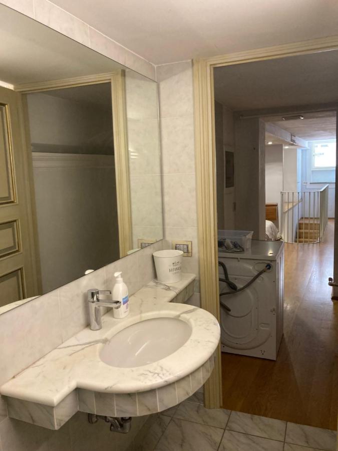 Puccini'S Home, Elegant Apartment In Piazza Puccini Lucca Eksteriør bilde