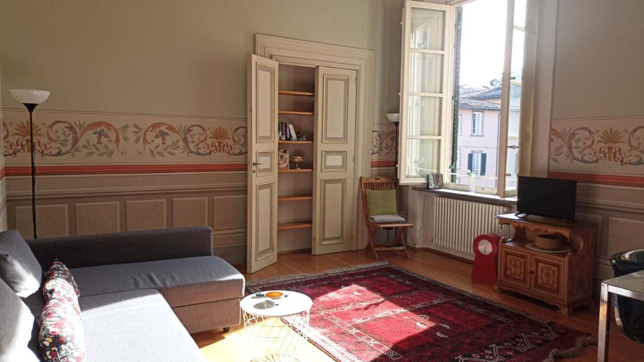Puccini'S Home, Elegant Apartment In Piazza Puccini Lucca Eksteriør bilde